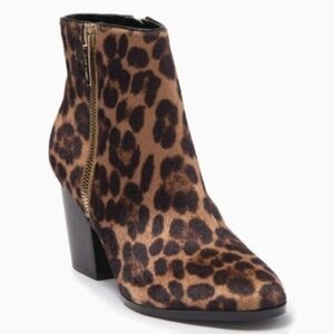 NEW! NINE WEST Niomi Faux Calf Hair Leopard Ankle Booties Boots 7.